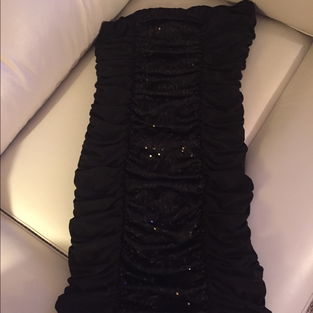 Black Strapless Semi Formal Dress